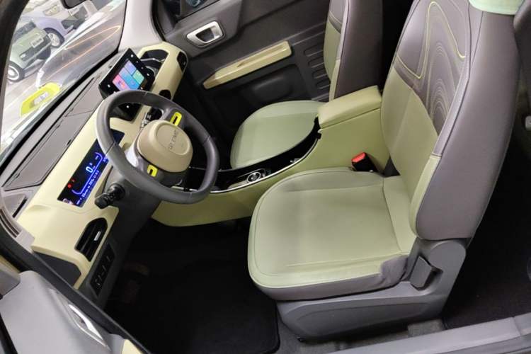 Used Geely Galaxy Panda 2024 200km Panda Rider Left Front Seat