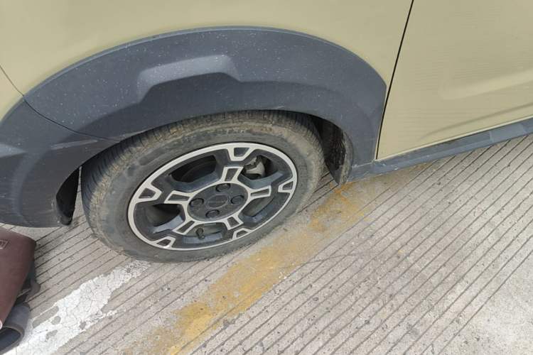 Used Geely Galaxy Panda 2024 200km Panda Rider Left Front Wheel Hub