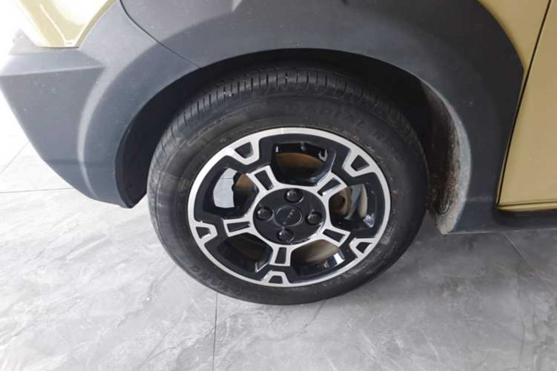Used Geely Galaxy Panda 2024 200km Panda Rider Left Front Wheel Hub