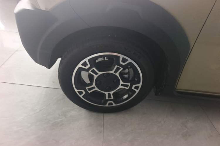Used Geely Galaxy Panda 2024 200km Panda Rider Left Front Wheel Hub