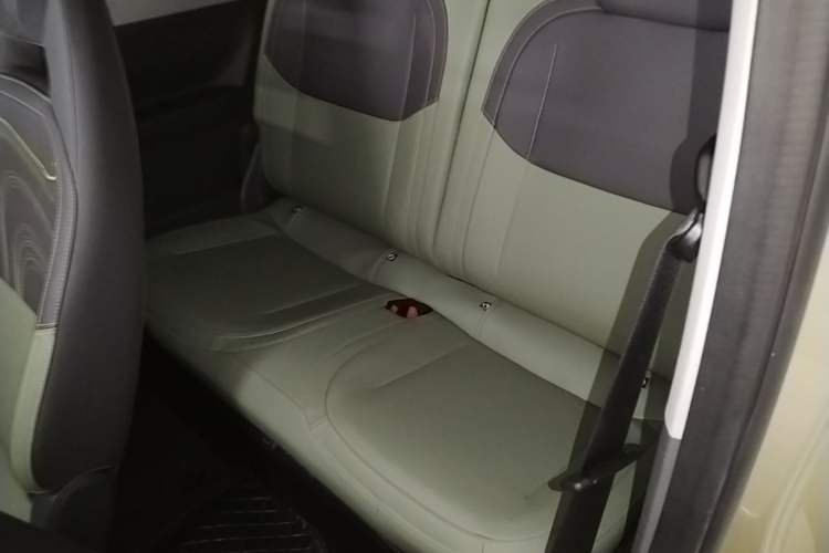 Used Geely Galaxy Panda 2024 200km Panda Rider Left Rear Seat