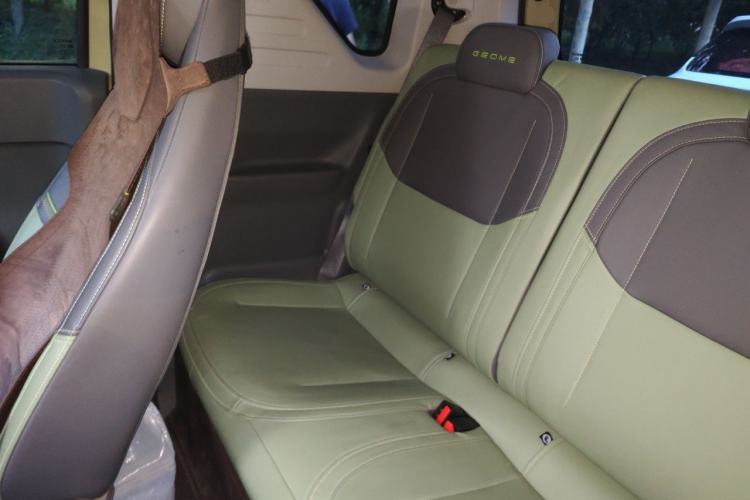 Used Geely Galaxy Panda 2024 200km Panda Rider Left Rear Seat