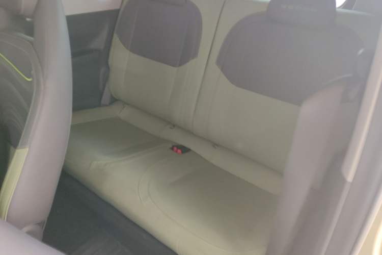 Used Geely Galaxy Panda 2024 200km Panda Rider Left Rear Seat