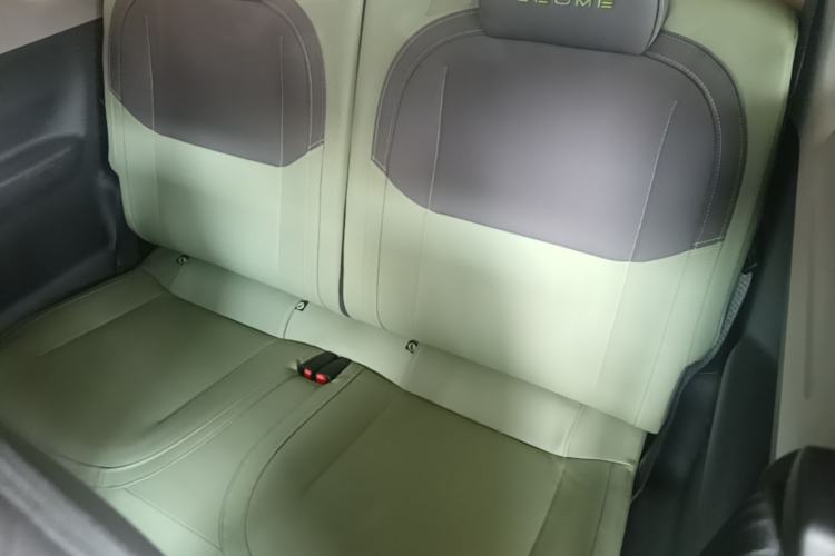 Used Geely Galaxy Panda 2024 200km Panda Rider Left Rear Seat