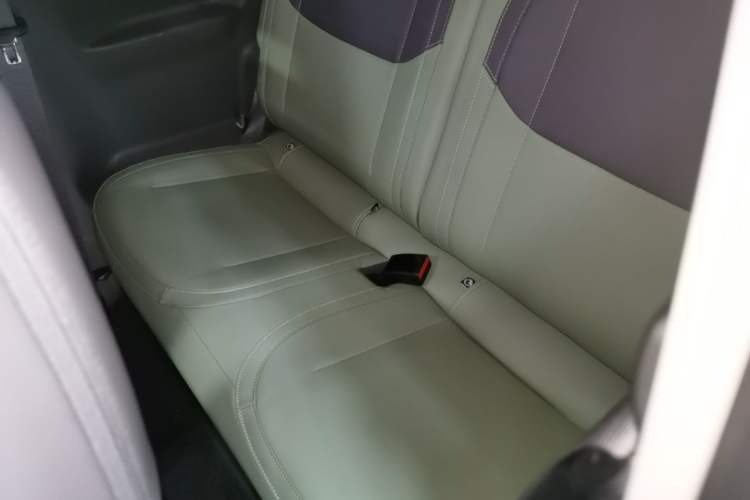 Used Geely Galaxy Panda 2024 200km Panda Rider Left Rear Seat