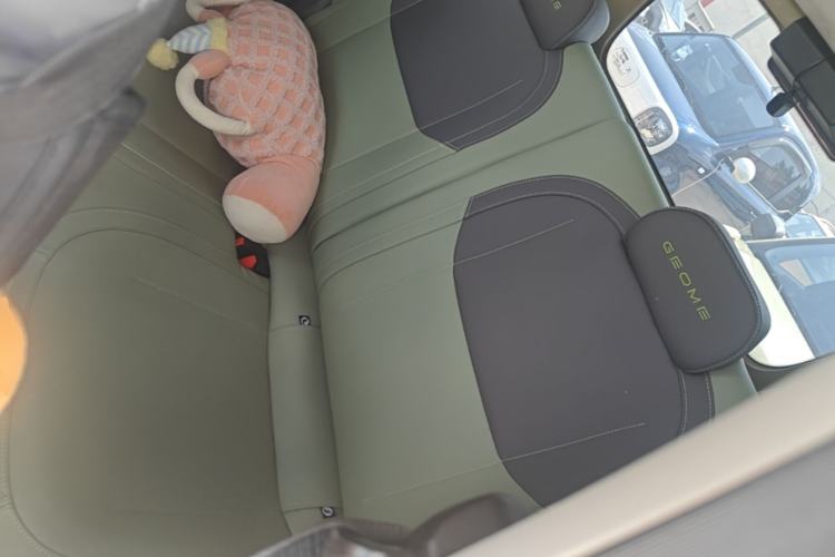 Used Geely Galaxy Panda 2024 200km Panda Rider Left Rear Seat