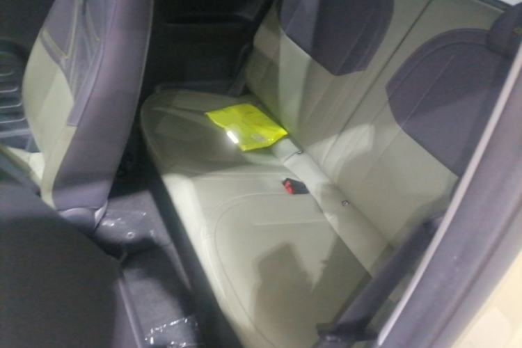 Used Geely Galaxy Panda 2024 200km Panda Rider Left Rear Seat