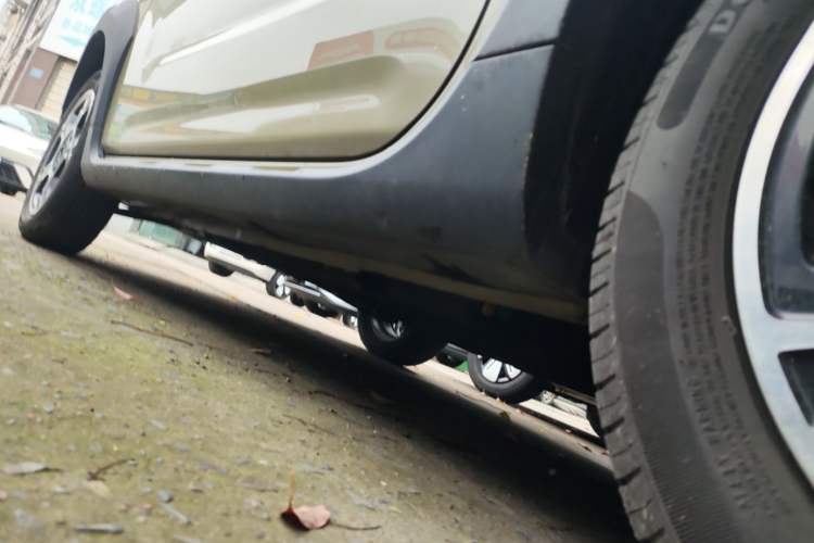 Used Geely Galaxy Panda 2024 200km Panda Rider Left Side Sill