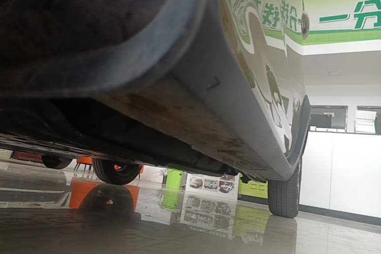 Used Geely Galaxy Panda 2024 200km Panda Rider Left Side Sill
