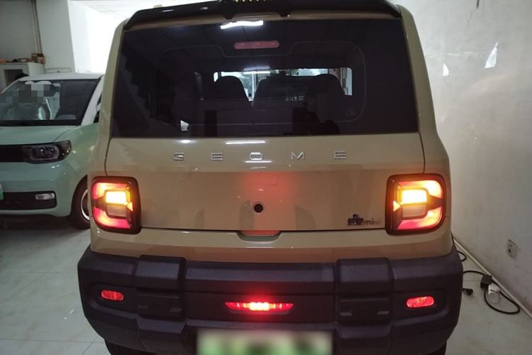 Used Geely Galaxy Panda 2024 200km Panda Rider Rear