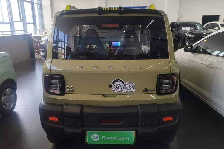 Used Geely Galaxy Panda 2024 200km Panda Rider Rear