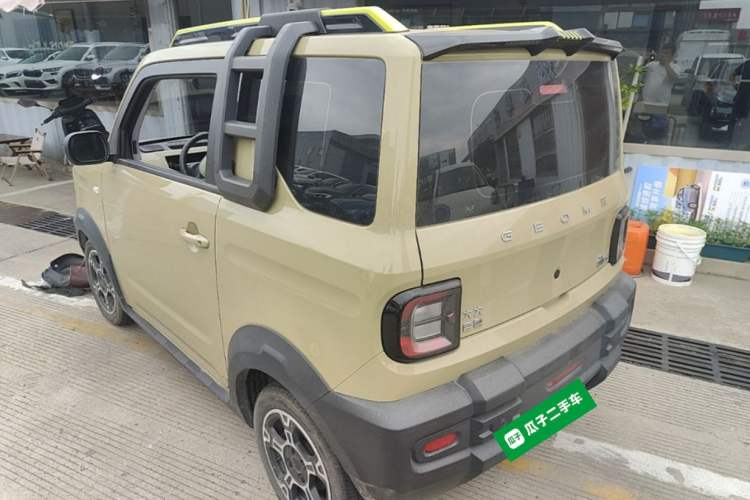 Used Geely Galaxy Panda 2024 200km Panda Rider Rear Left 45 Deg