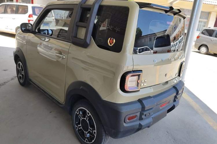 Used Geely Galaxy Panda 2024 200km Panda Rider Rear Left 45 Deg