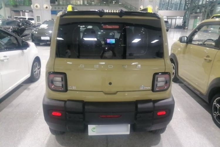 Used Geely Galaxy Panda 2024 200km Panda Rider Rear