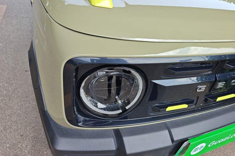 Used Geely Galaxy Panda 2024 200km Panda Rider Right Front Headlight
