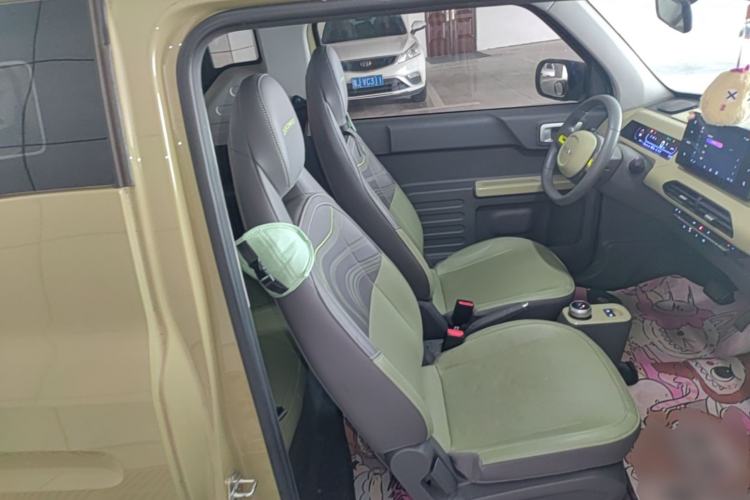 Used Geely Galaxy Panda 2024 200km Panda Rider Right Front Seat