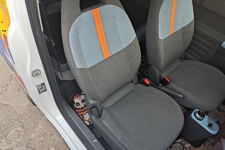 Used Geely Galaxy Panda 2024 Panda Mini 200km Endurance Bear Right Front Seat