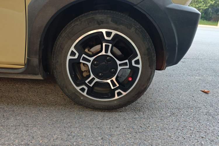Used Geely Galaxy Panda 2024 200km Panda Rider Right Front Wheel Hub