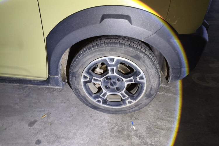 Used Geely Galaxy Panda 2024 200km Panda Rider Right Front Wheel Hub