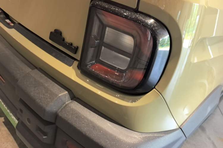 Used Geely Galaxy Panda 2024 200km Panda Rider Right Rear Taillight