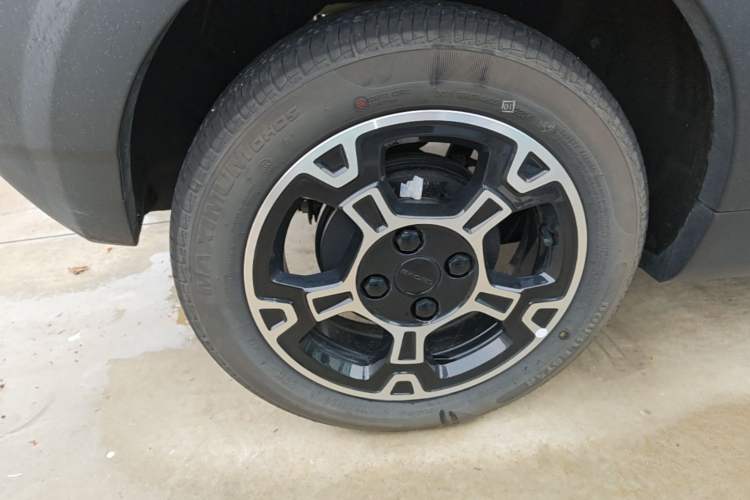 Used Geely Galaxy Panda 2024 200km Panda Rider Right Rear Wheel Hub