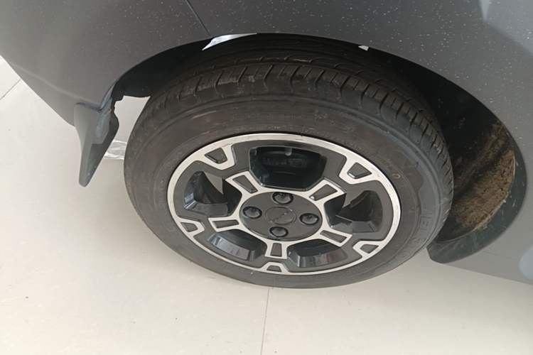 Used Geely Galaxy Panda 2024 200km Panda Rider Right Rear Wheel Hub
