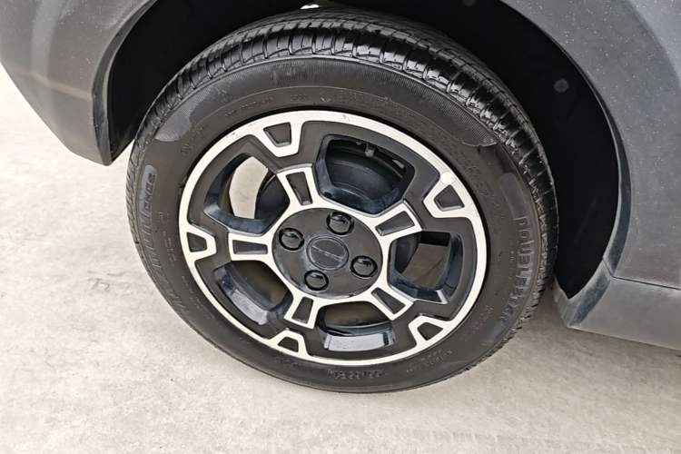 Used Geely Galaxy Panda 2024 200km Panda Rider Right Rear Wheel Hub