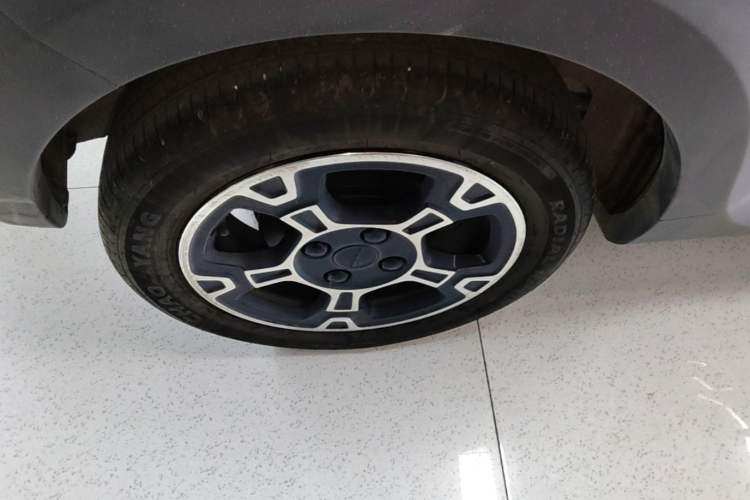 Used Geely Galaxy Panda 2024 200km Panda Rider Right Rear Wheel Hub