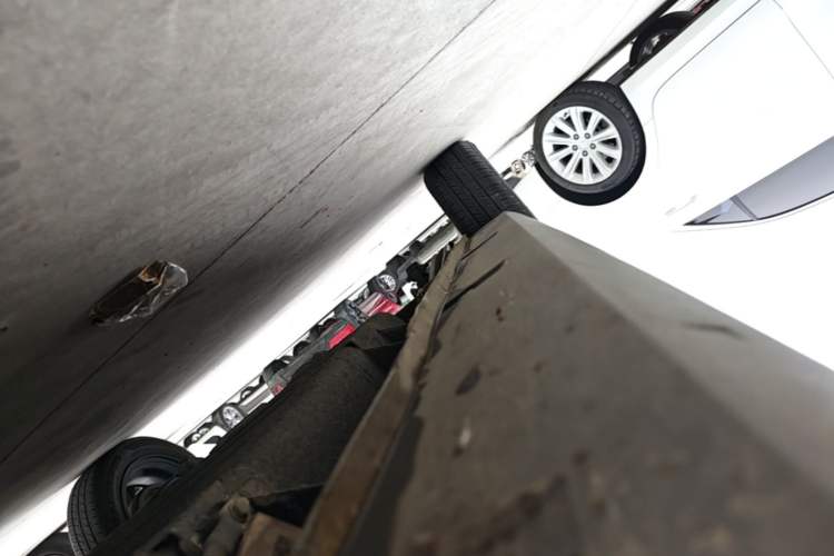 Used Geely Galaxy Panda 2024 200km Panda Rider Right Side Sill