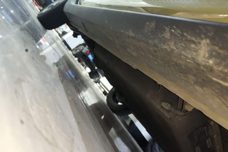 Used Geely Galaxy Panda 2024 200km Panda Rider Right Side Sill