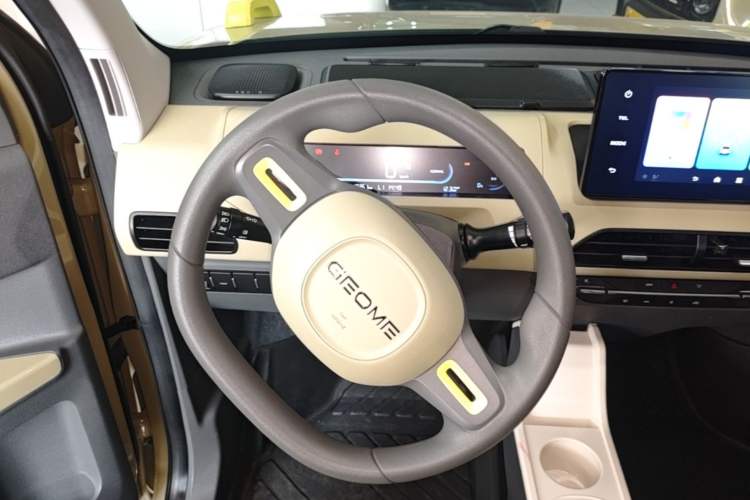 Used Geely Galaxy Panda 2024 200km Panda Rider Steering Wheel