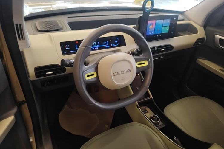 Used Geely Galaxy Panda 2024 200km Panda Rider Steering Wheel