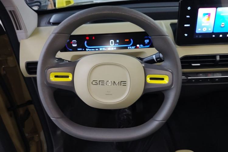 Used Geely Galaxy Panda 2024 200km Panda Rider Steering Wheel