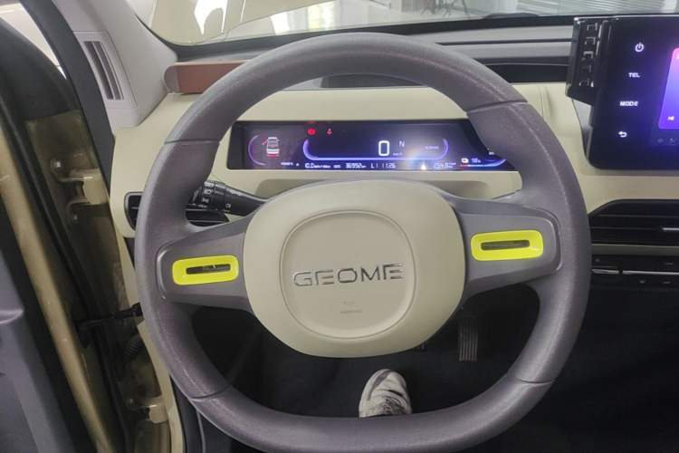 Used Geely Galaxy Panda 2024 200km Panda Rider Steering Wheel