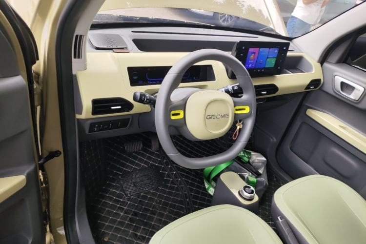 Used Geely Galaxy Panda 2024 200km Panda Rider Steering Wheel