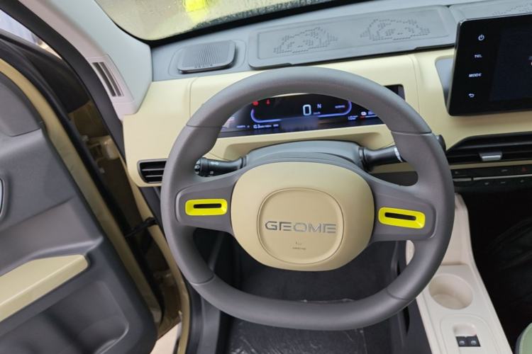 Used Geely Galaxy Panda 2024 200km Panda Rider Steering Wheel