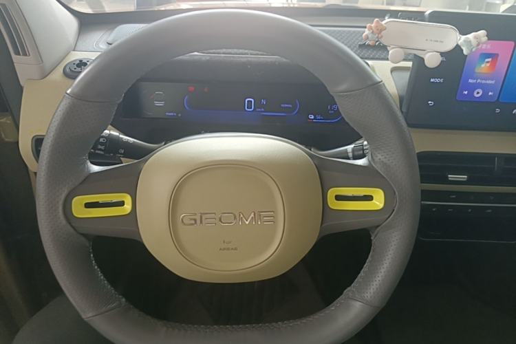 Used Geely Galaxy Panda 2024 200km Panda Rider Steering Wheel