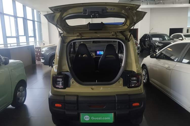 Used Geely Galaxy Panda 2024 200km Panda Rider Trunk