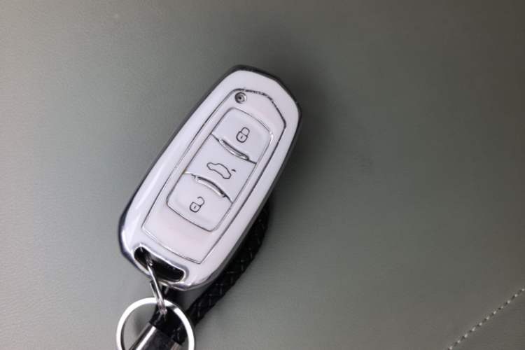 Used Geely Galaxy Panda 2024 200km Panda Rider Vehicle Key