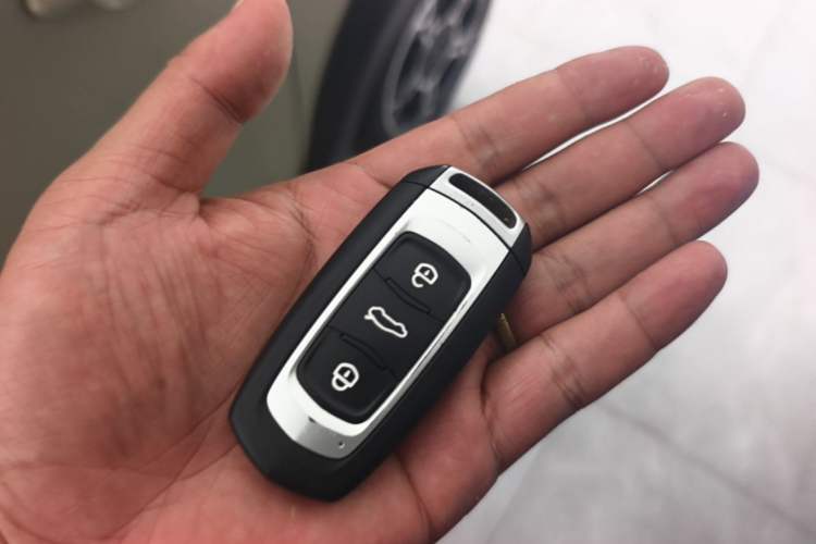 Used Geely Galaxy Panda 2024 200km Panda Rider Vehicle Key