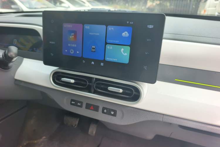 Used Geely Galaxy Panda 2025 210km Panda Kart Audio And AC Panel