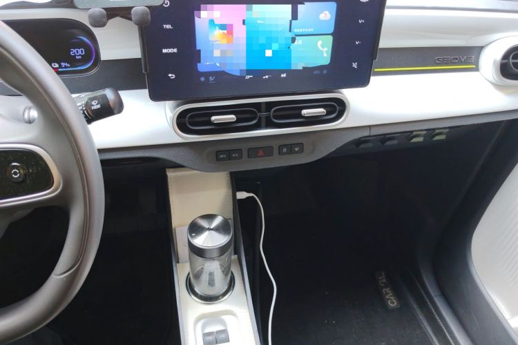 Used Geely Galaxy Panda 2025 210km Panda Kart Audio And AC Panel