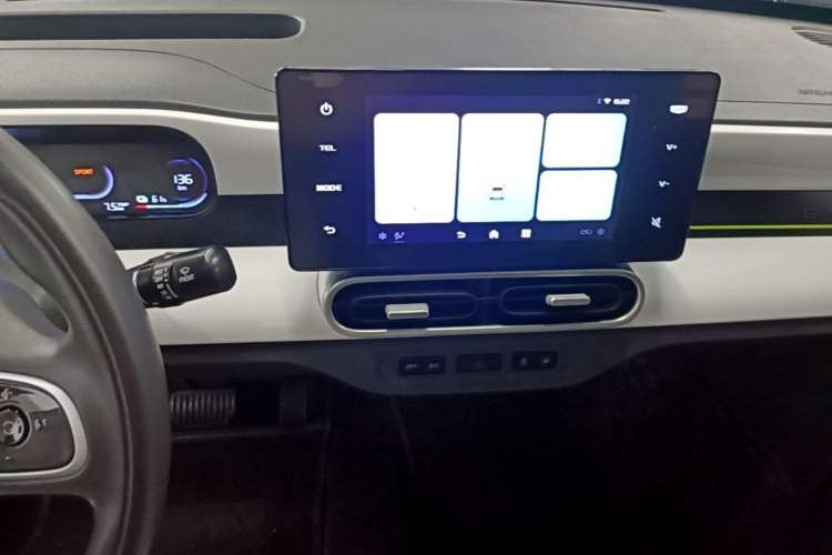 Used Geely Galaxy Panda 2025 210km Panda Kart Audio And AC Panel