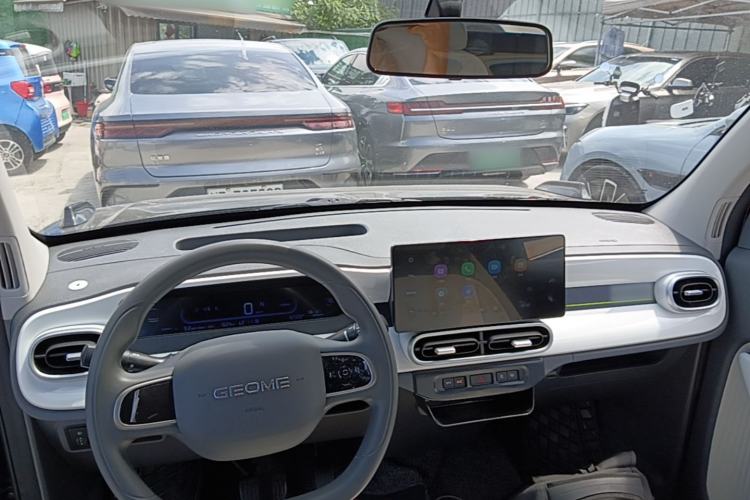 Used Geely Galaxy Panda 2025 210km Panda Kart Center Console