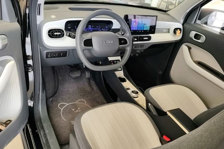 Used Geely Galaxy Panda 2025 210km Panda Kart Center Console