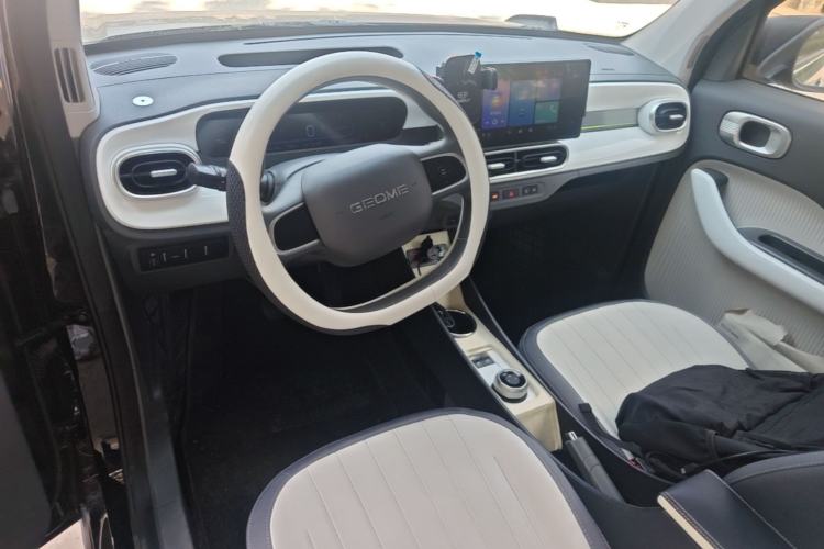 Used Geely Galaxy Panda 2025 210km Panda Kart Center Console