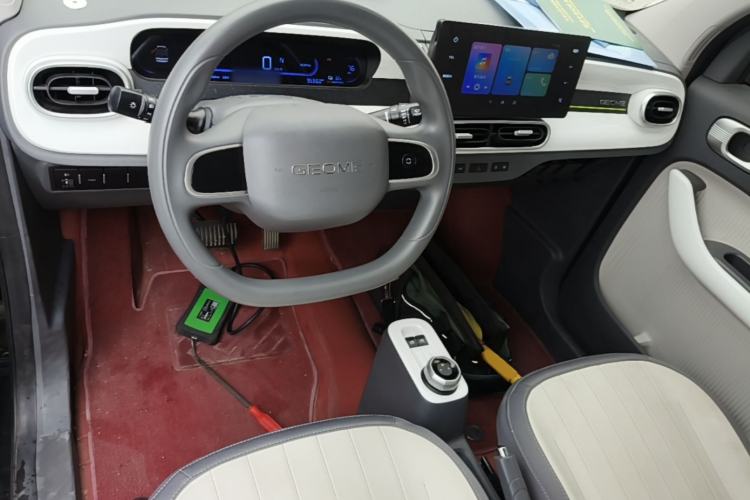 Used Geely Galaxy Panda 2025 210km Panda Kart Center Console
