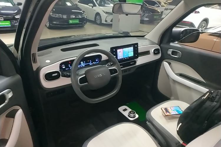 Used Geely Galaxy Panda 2025 210km Panda Kart Center Console