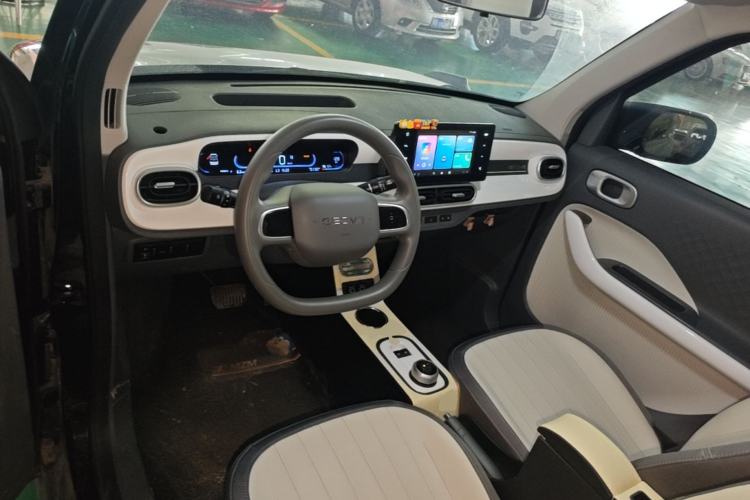 Used Geely Galaxy Panda 2025 210km Panda Kart Center Console