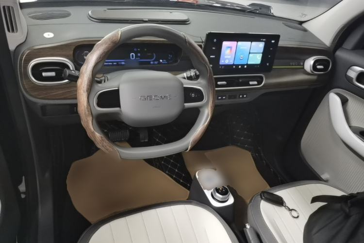 Used Geely Galaxy Panda 2025 210km Panda Kart Center Console